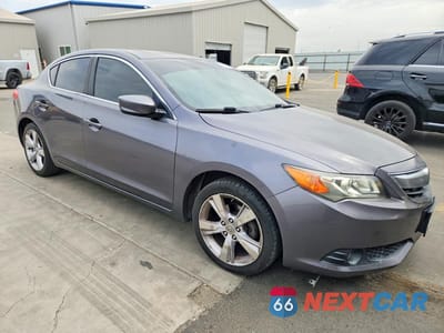 Czwarte zdjęcie samochodu z boku: 2015 ACURA ILX 20 PREMIUM VIN:19VDE1F54FE010681 - miniatura