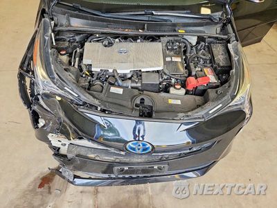 Zdjęcie 11 z 12 samochodu: 2016 TOYOTA PRIUS FOUR TOURING VIN:JTDKARFU4G3002752 - miniatura