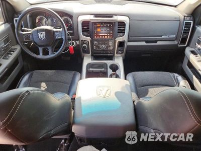 Zdjęcie 8 z 12 samochodu: 2017 RAM 1500 SLT VIN:1C6RR6LT5HS704045 - miniatura