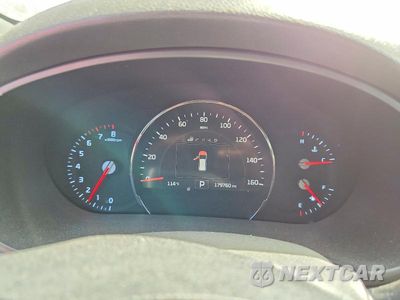 Zdjęcie 9 z 13 samochodu: 2016 KIA SORENTO SX LIMITED V6 VIN:5XYPK4A50GG151550 - miniatura