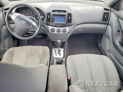 Zdjęcie 8 z 12 samochodu: 2010 HYUNDAI ELANTRA GLS VIN:KMHDU4AD9AU059245 - miniatura