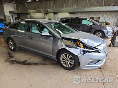 Czwarte zdjęcie samochodu z boku: 2016 HYUNDAI SONATA SE VIN:5NPE24AF7GH404694 - miniatura