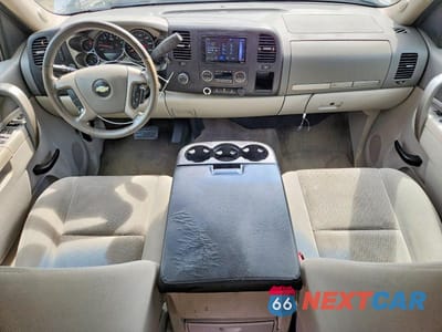 Zdjęcie 8 z 12 samochodu: 2013 CHEVROLET SILVERADO K1500 LT VIN:3GCPKSE70DG172444 - miniatura