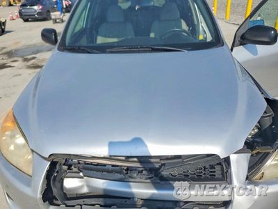 Zdjęcie 12 z 13 samochodu: 2011 TOYOTA RAV4 BASE VIN:JTMBF4DV2B5039585 - miniatura