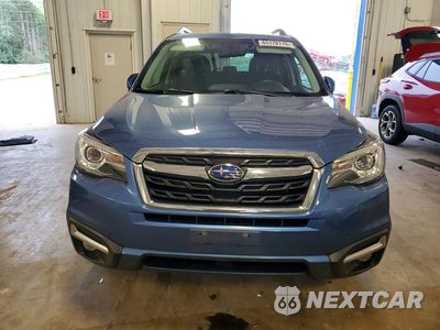 Piąte zdjęcie samochodu w środku: 2017 SUBARU FORESTER 2.5I TOURING VIN:JF2SJAWC5HH808761 - miniatura