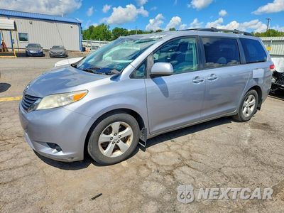 2012 TOYOTA SIENNA LE 5TDKK3DC8CS196649 - główne zdjęcie licytacji z USA - miniatura