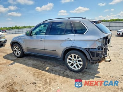 Drugie zdjęcie samochodu z przodu: 2013 BMW X5 XDRIVE35I VIN:5UXZV4C52D0B11311 - miniatura