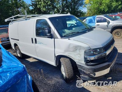 Czwarte zdjęcie samochodu z boku: 2017 CHEVROLET EXPRESS G3500 VIN:1GCZGGFG7H1349453 - miniatura