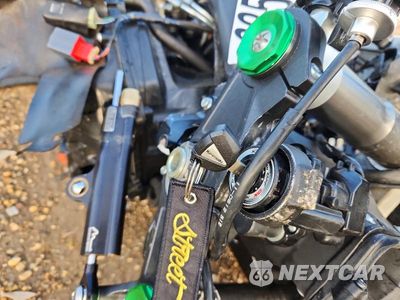Zdjęcie 8 z 9 samochodu: 2016 KAWASAKI ZX1000 R VIN:JKAZXCR10GA000076 - miniatura