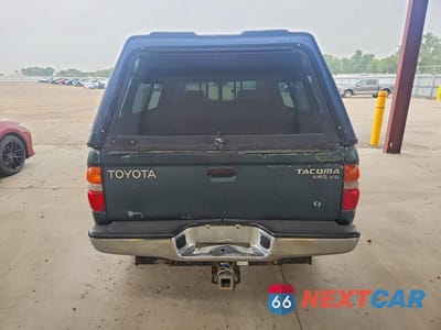Zdjęcie 6 z 12 samochodu: 2001 TOYOTA TACOMA V6 VIN:5TEWN72N11Z833529 - miniatura