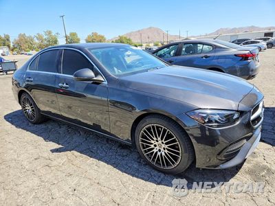Czwarte zdjęcie samochodu z boku: 2022 MERCEDES-BENZ C 300 VIN:W1KAF4GBXNR041617 - miniatura
