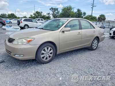 2004 TOYOTA CAMRY XLE V6 4T1BF32K44U076323 - główne zdjęcie licytacji z USA - miniatura