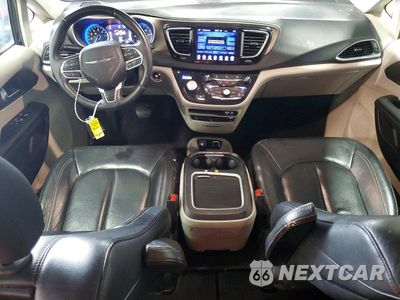 Zdjęcie 8 z 13 samochodu: 2017 CHRYSLER PACIFICA TOURING L PLUS VIN:2C4RC1EGXHR757502 - miniatura