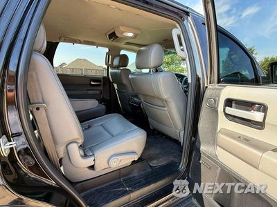 Zdjęcie 6 z 10 samochodu: 2014 TOYOTA SEQUOIA LIMITED VIN:5TDJW5G10ES104118 - miniatura