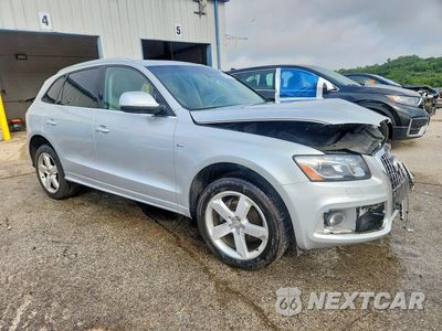 Czwarte zdjęcie samochodu z boku: 2012 AUDI Q5 PRESTIGE VIN:WA1WKAFP2CA110779 - miniatura