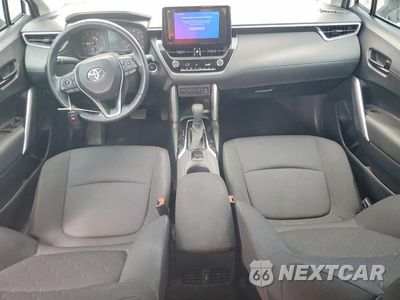 Zdjęcie 8 z 14 samochodu: 2023 TOYOTA COROLLA CROSS LE VIN:7MUCAAAG1PV045571 - miniatura
