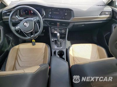 Zdjęcie 8 z 13 samochodu: 2019 VOLKSWAGEN JETTA SEL PREMIUM VIN:3VWG57BU1KM064151 - miniatura