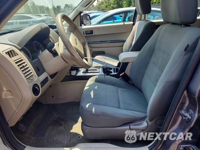 Zdjęcie 7 z 13 samochodu: 2011 FORD ESCAPE XLS VIN:1FMCU9C7XBKC60956 - miniatura