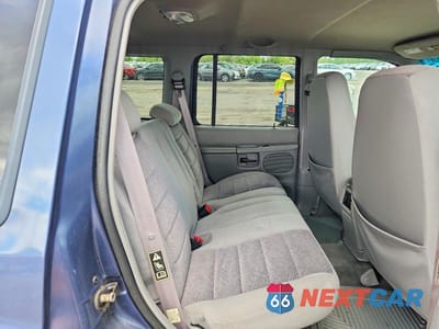 Zdjęcie 11 z 13 samochodu: 2000 FORD EXPLORER XLT VIN:1FMZU83P4YZC12132 - miniatura