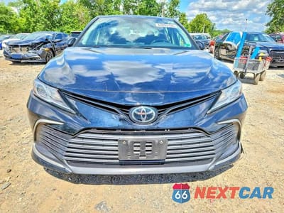 Piąte zdjęcie samochodu w środku: 2023 TOYOTA CAMRY LE VIN:4T1C11BK8PU085750 - miniatura