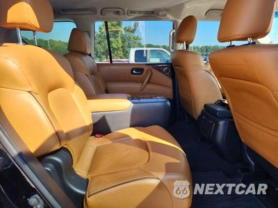 Zdjęcie 11 z 13 samochodu: 2017 INFINITI QX80 SIGNATURE EDITION VIN:JN8AZ2NE6H9157263 - miniatura