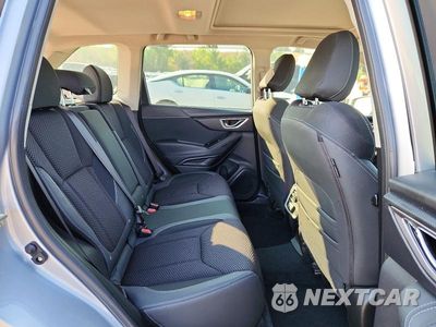 Zdjęcie 11 z 13 samochodu: 2019 SUBARU FORESTER PREMIUM VIN:JF2SKAGC5KH411621 - miniatura