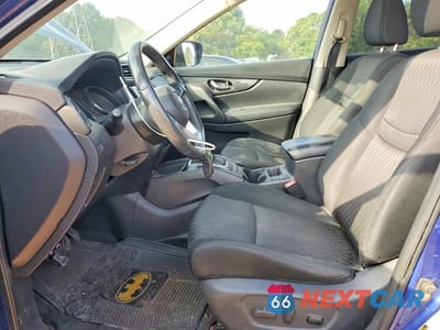 Zdjęcie 7 z 13 samochodu: 2017 NISSAN ROGUE S VIN:KNMAT2MVXHP584682 - miniatura