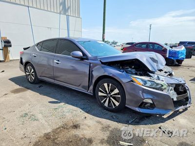 Czwarte zdjęcie samochodu z boku: 2019 NISSAN ALTIMA SL VIN:1N4BL4EV8KC173753 - miniatura