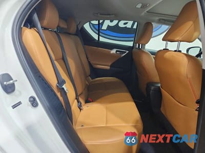 Zdjęcie 10 z 12 samochodu: 2013 LEXUS CT 200 VIN:JTHKD5BH8D2125219 - miniatura