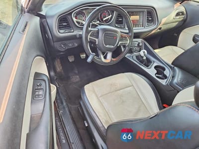 Zdjęcie 8 z 12 samochodu: 2016 DODGE CHALLENGER R/T VIN:2C3CDZBT7GH101494 - miniatura