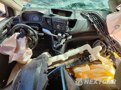 Zdjęcie 8 z 13 samochodu: 2016 HONDA CR-V SE VIN:2HKRM4H42GH640802 - miniatura