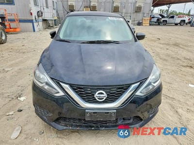 Piąte zdjęcie samochodu w środku: 2018 NISSAN SENTRA SV VIN:3N1AB7AP6JL646086 - miniatura