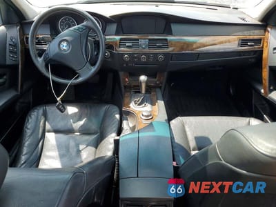 Zdjęcie 8 z 13 samochodu: 2006 BMW 530 XIT VIN:WBANN735X6CN02347 - miniatura