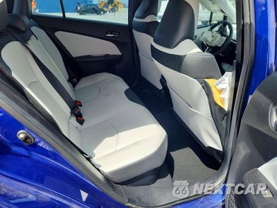Zdjęcie 10 z 12 samochodu: 2017 TOYOTA PRIUS FOUR TOURING VIN:JTDKARFU5H3529782 - miniatura