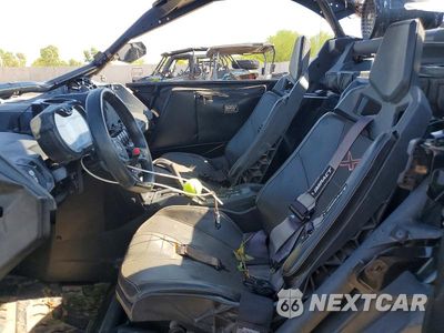 Piąte zdjęcie samochodu w środku: 2018 CAN-AM MAVERICK X3 UTILITY VEHICLE VIN:3JBVXAW40JK002183 - miniatura