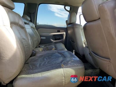 Zdjęcie 11 z 13 samochodu: 2002 CHEVROLET SUBURBAN K1500 VIN:3GNFK16T62G350816 - miniatura