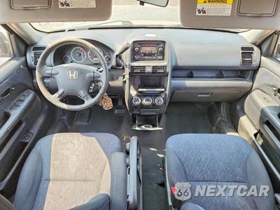 Zdjęcie 8 z 13 samochodu: 2005 HONDA CR-V LX VIN:SHSRD78535U320080 - miniatura