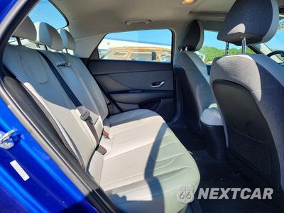 Zdjęcie 10 z 13 samochodu: 2023 HYUNDAI ELANTRA LIMITED VIN:KMHLP4AG8PU395961 - miniatura