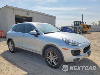 Czwarte zdjęcie samochodu z boku: 2018 PORSCHE CAYENNE VIN:WP1AA2A20JKA03787 - miniatura