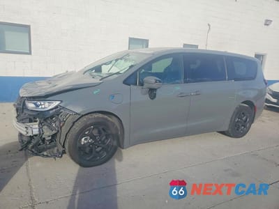 2022 CHRYSLER PACIFICA HYBRID TOURING L 2C4RC1L70NR130516 - główne zdjęcie licytacji z USA - miniatura
