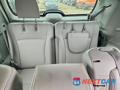 Zdjęcie 10 z 14 samochodu: 2013 TOYOTA HIGHLANDER HYBRID LIMITED VIN:JTEDC3EH7D2011950 - miniatura