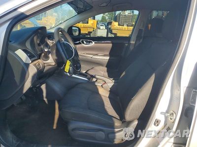 Zdjęcie 7 z 12 samochodu: 2019 NISSAN SENTRA SV VIN:3N1AB7AP9KY316270 - miniatura