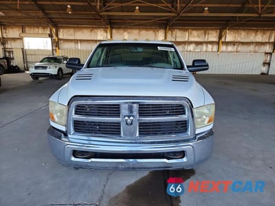 Piąte zdjęcie samochodu w środku: 2012 DODGE RAM 3500 ST VIN:3C63DPGL4CG306832 - miniatura