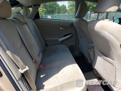 Zdjęcie 10 z 12 samochodu: 2010 TOYOTA PRIUS III VIN:JTDKN3DU3A0151926 - miniatura