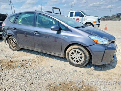 Czwarte zdjęcie samochodu z boku: 2017 TOYOTA PRIUS V TWO VIN:JTDZN3EU8HJ063049 - miniatura