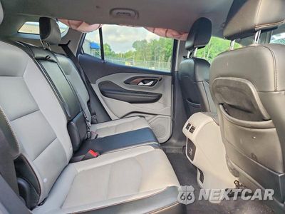 Zdjęcie 11 z 13 samochodu: 2019 GMC TERRAIN SLT VIN:3GKALVEX0KL318189 - miniatura