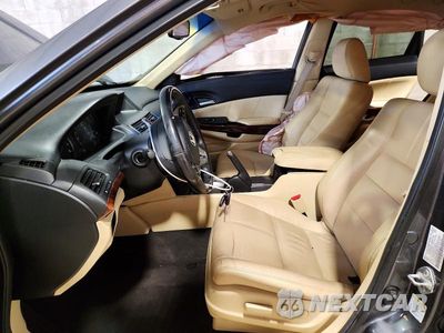 Zdjęcie 7 z 12 samochodu: 2010 HONDA ACCORD CROSSTOUR EXL VIN:5J6TF2H5XAL008124 - miniatura