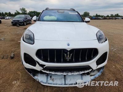 Piąte zdjęcie samochodu w środku: 2023 MASERATI GRECALE GT VIN:ZN682AVA4P7418274 - miniatura