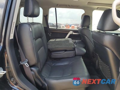 Zdjęcie 10 z 12 samochodu: 2019 TOYOTA LAND CRUISER VX-R VIN:JTMCY7AJ6K4078056 - miniatura