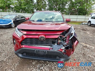 Piąte zdjęcie samochodu w środku: 2019 TOYOTA RAV4 XLE PREMIUM VIN:JTMA1RFVXKD036668 - miniatura